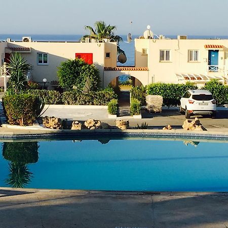 Townhouse Coral Bay Village كيسونيجرا المظهر الخارجي الصورة