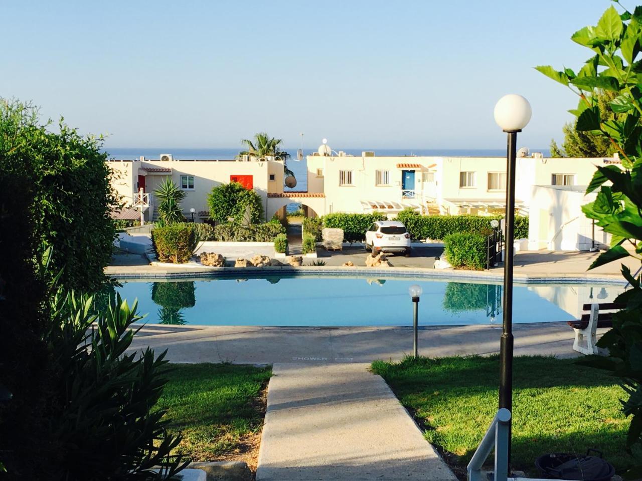 Townhouse Coral Bay Village كيسونيجرا المظهر الخارجي الصورة